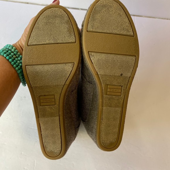 TOMS 'Desert' Herringbone Wedge Bootie - Picture 5 of 16